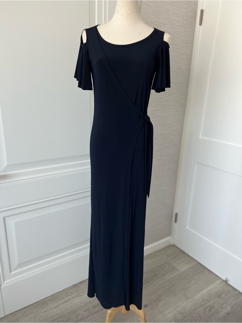 Ballroom Smooth Latin Practice wear Cold-Shoulder pantsuit with waist tie in Nav - Picture 4 of 11